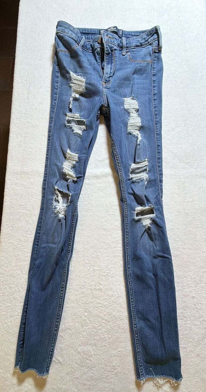 Hollister High-Rise Jean Legging Distressed Medium Wash Size 5R W27 L28